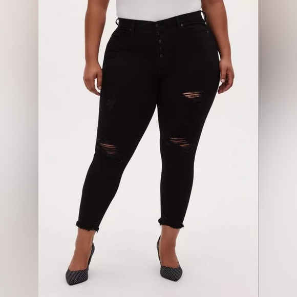 torrid Denim - Sky High Skinny Premium Stretch High-Rise Jean 18S (C3-6)